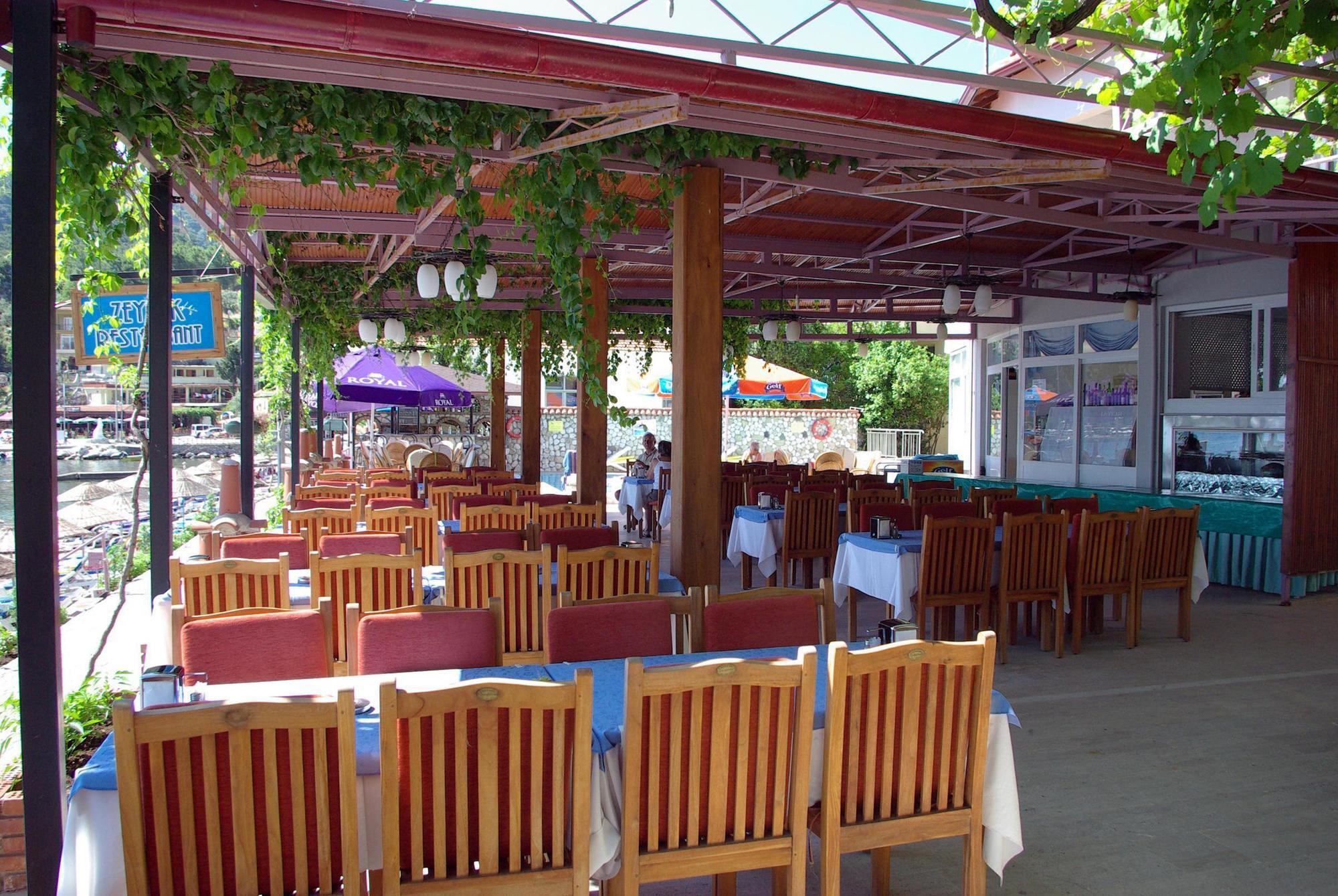 Zeybek Hotel Turunç Eksteriør bilde